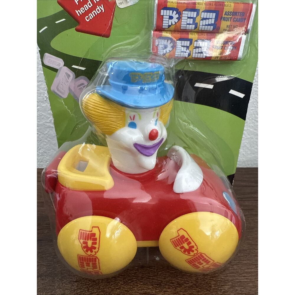 Vintage 1999 "Peter the Clown" Pez Car Candy Dispenser ~Rare~ *Brand New~Sealed* - Picture 2 of 6